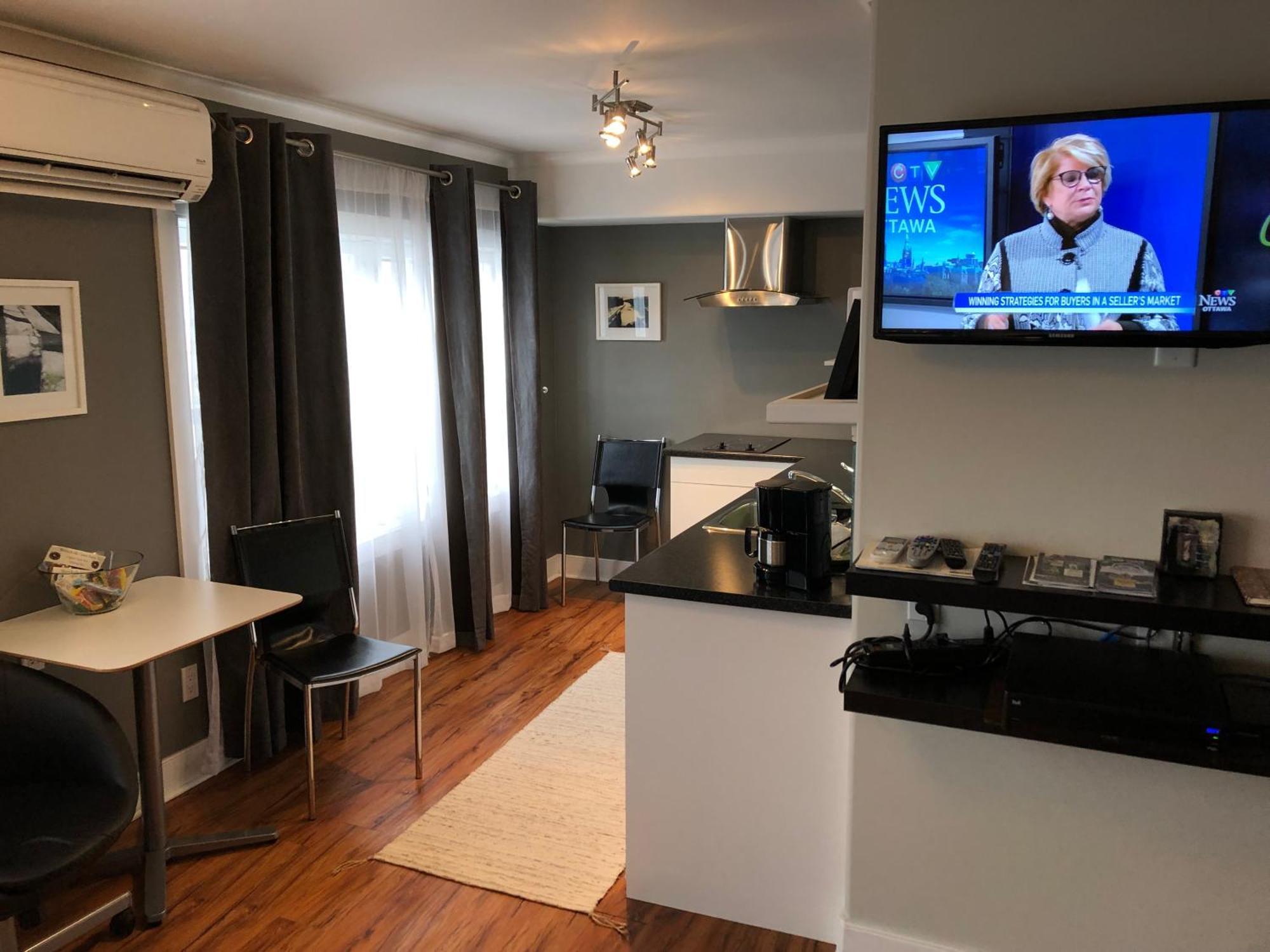 Merrickville Guest Suites Экстерьер фото